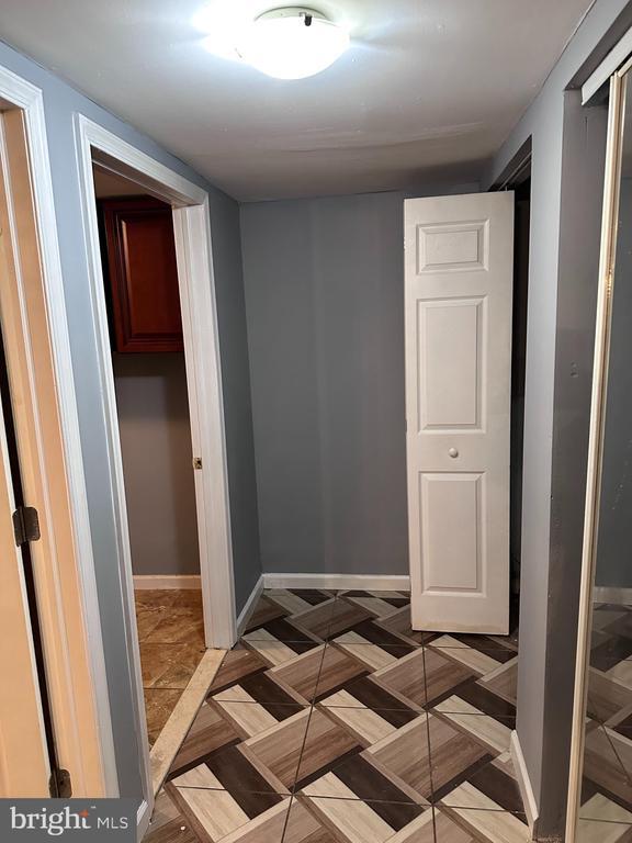 Building Photo - 7000 Forrest Ave