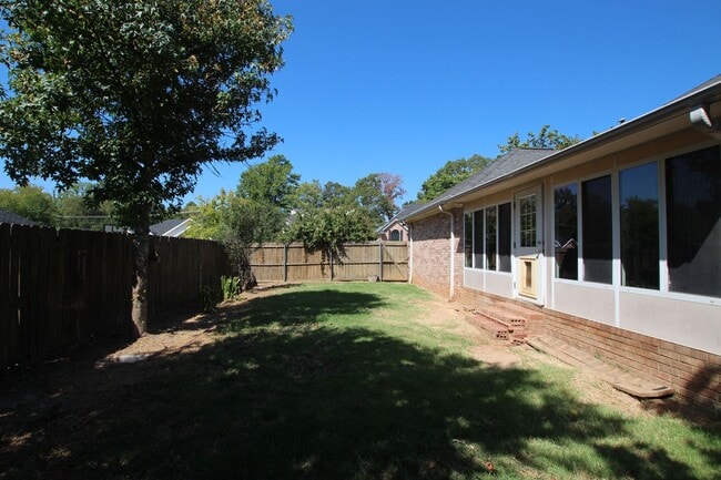 Building Photo - Beautiful 3 Bedroom in Tyler! Coming Soon!