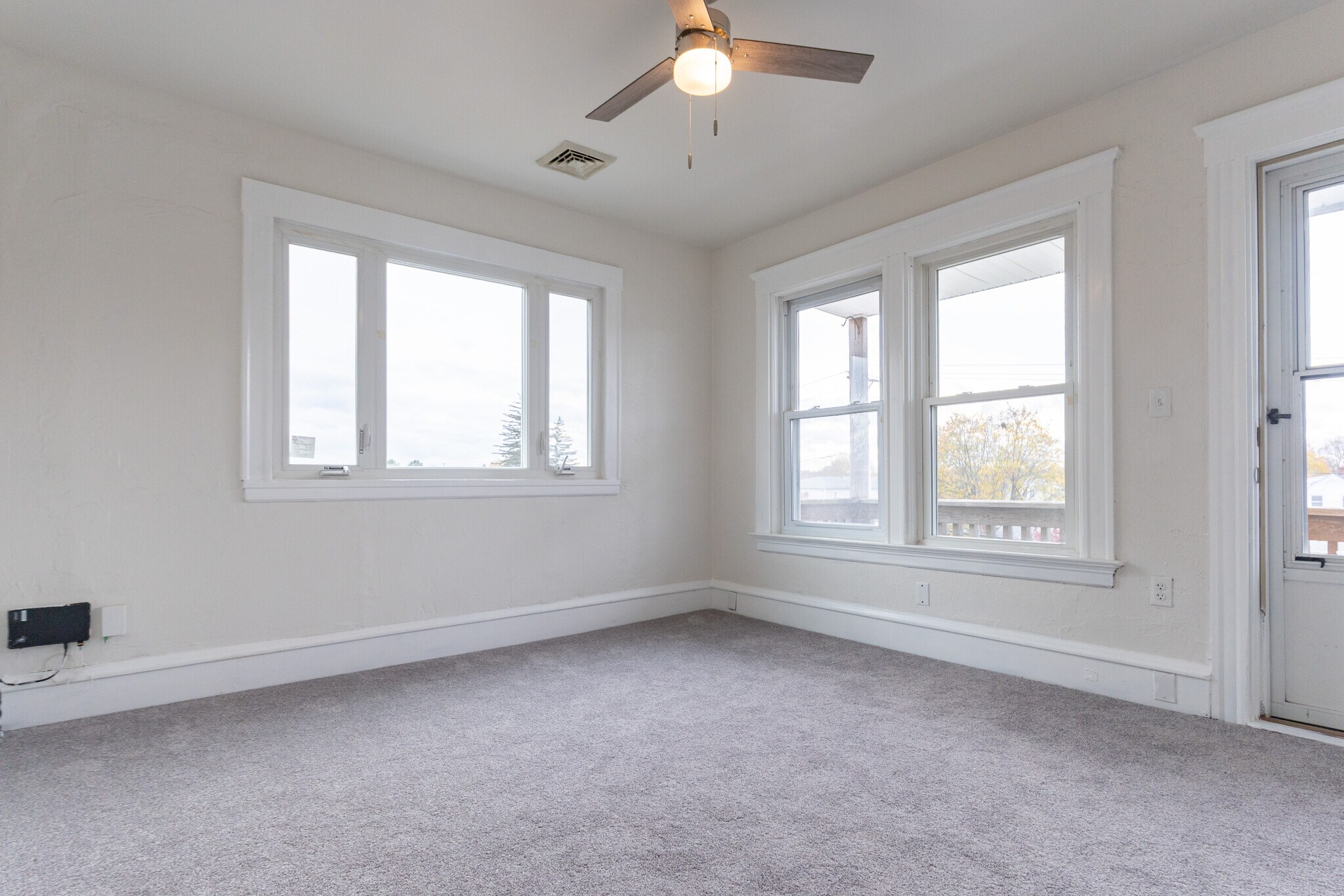 Living Room - 643 Rathbun St