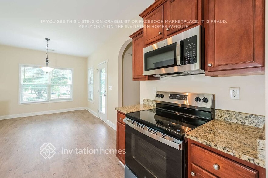 Building Photo - 421 Sweet Ashley Way
