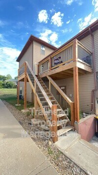 Building Photo - 8704 NW 82 Terrace