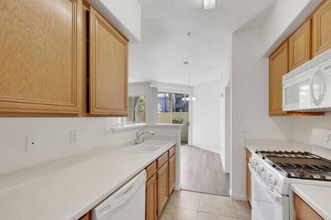Building Photo - 7103 S Durango Dr