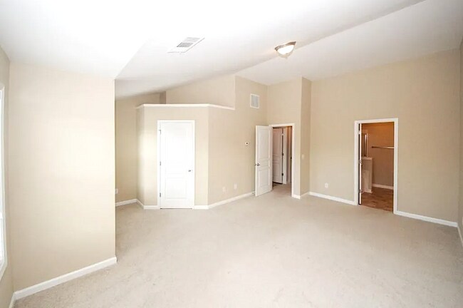 Building Photo - 4952 Longview Walk