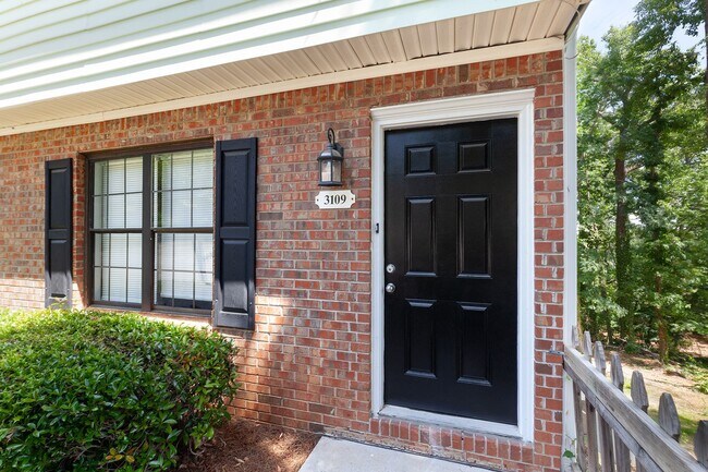 Building Photo - 3109 Destin Cir