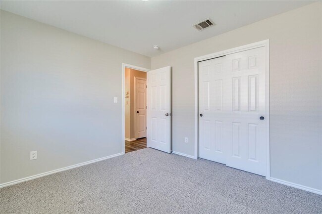 Building Photo - 7722 Buck Meadow Dr