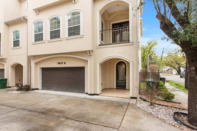 Building Photo - 5637 Kiam St