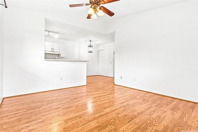 Building Photo - 91-1037 Laulauna Street Unit 6