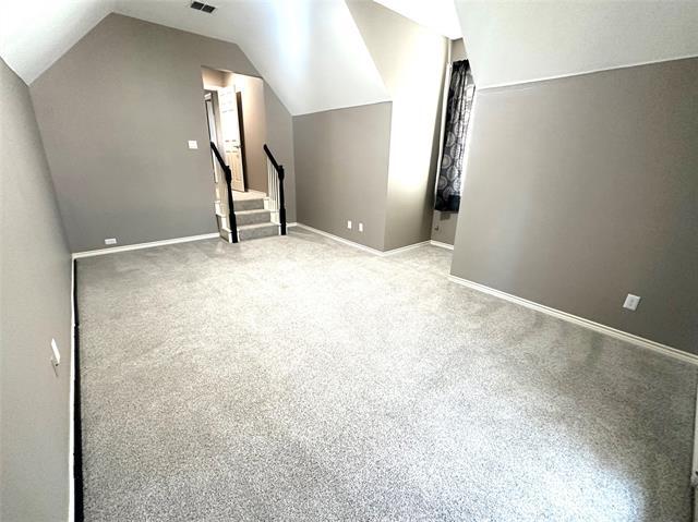 Building Photo - 1804 Briaroaks Dr