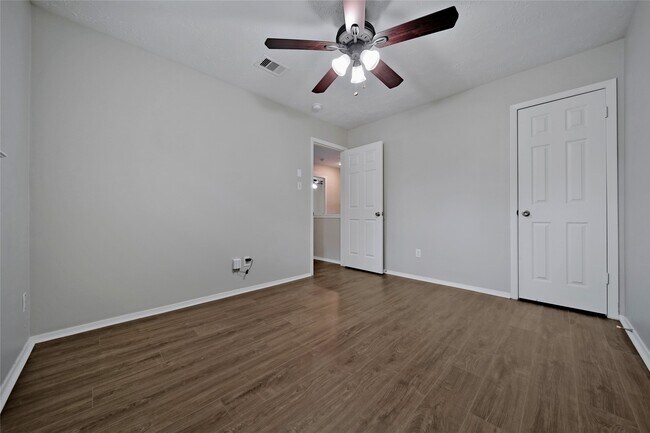 Building Photo - 89 S Waxberry Rd