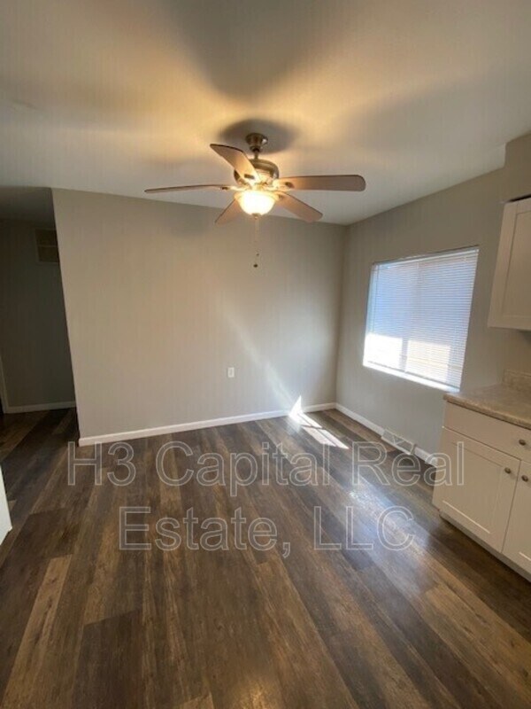 Building Photo - 3218 Kilarney Dr