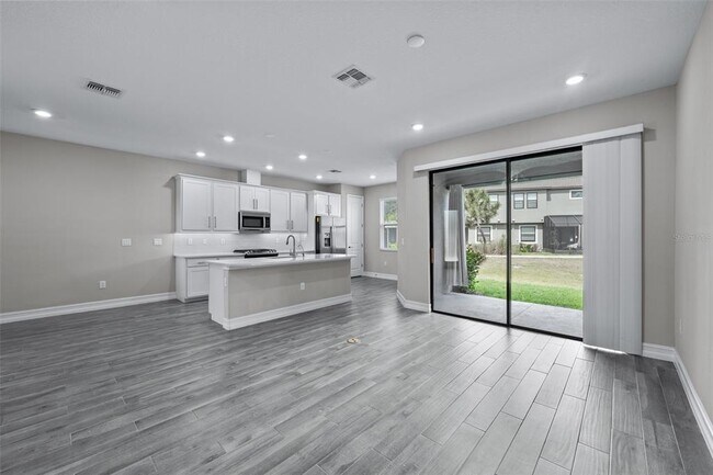 Building Photo - 4549 Ancona Way