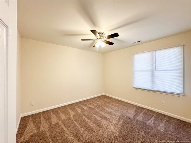 Building Photo - 499 Coronation Dr