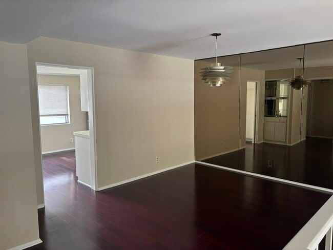 Building Photo - 4541 Alla Rd