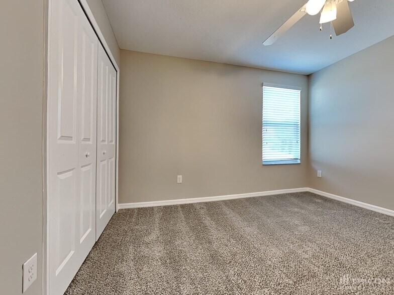 Building Photo - 1752 Broad Winged Hawk Dr
