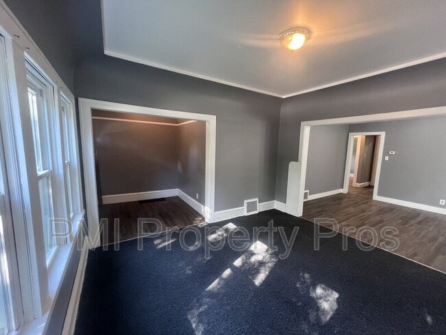 Building Photo - 1536 N 38th St