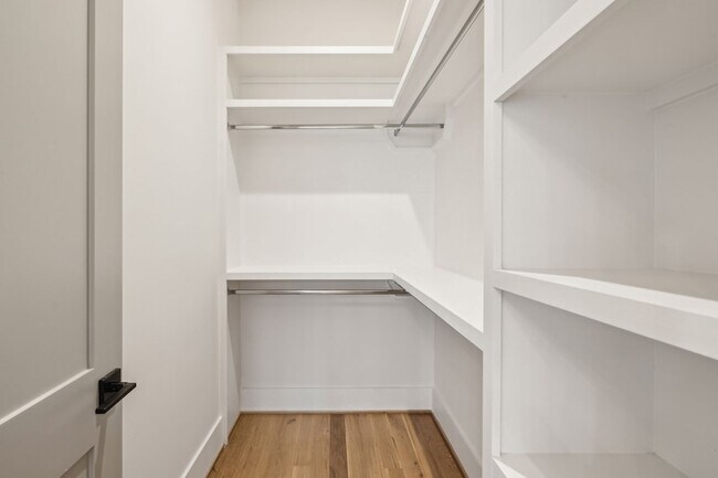 Building Photo - 87 Brookwood Terrace
