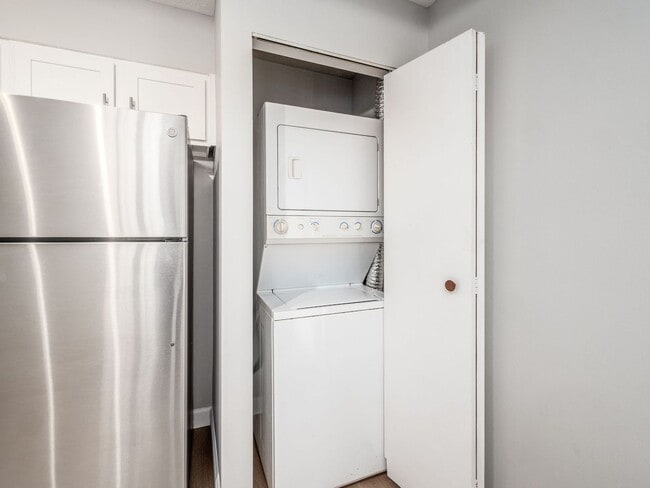 Building Photo - 7966 Harmill Dr