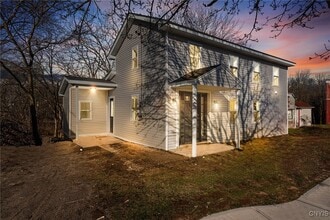 Building Photo - 53 Owasco St