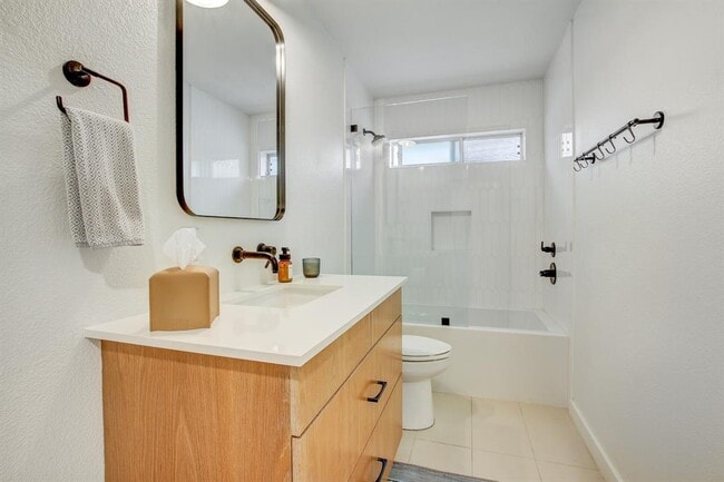 Building Photo - 8109 Campeche Bay Pl