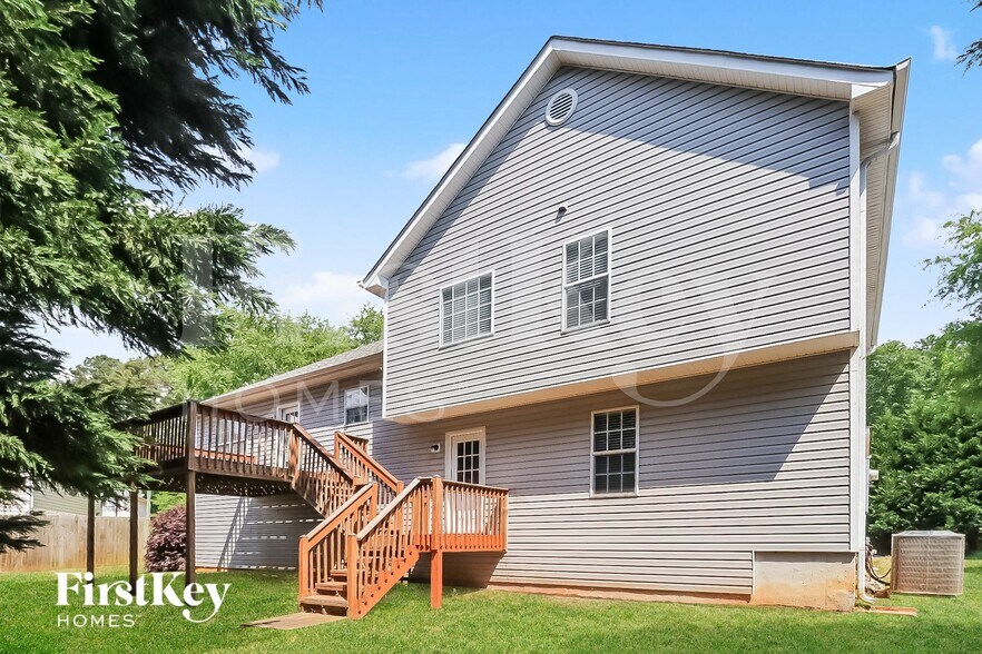 Building Photo - 208 Moore Valley Way