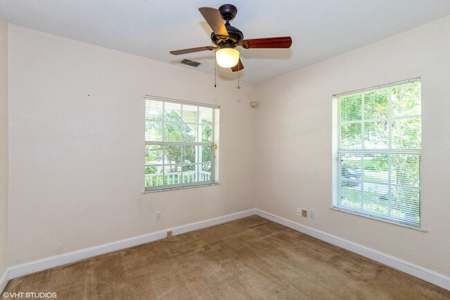 Building Photo - 3 bedroom 2 bath College Park Home