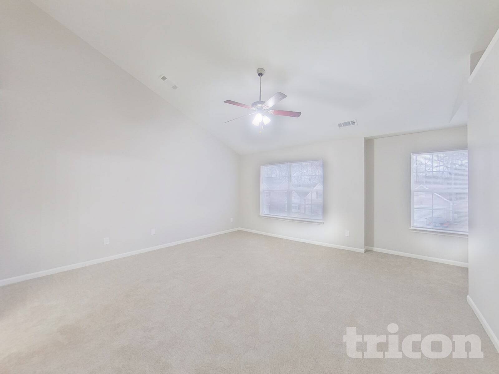 Building Photo - 11709 Oak St