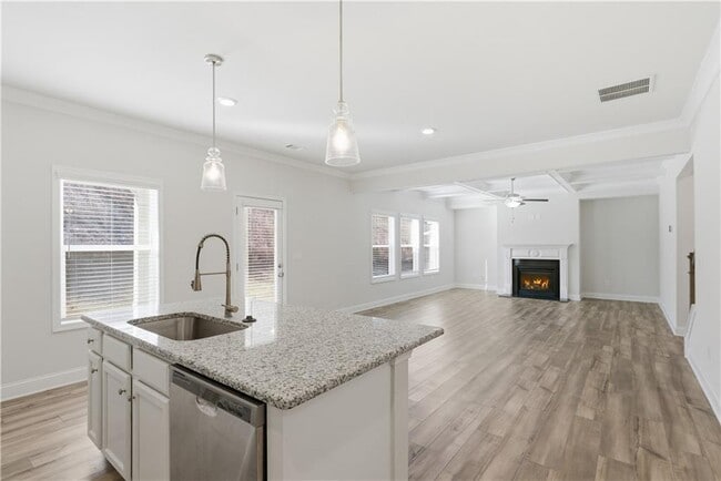 Building Photo - 1612 Dover Creek Ln