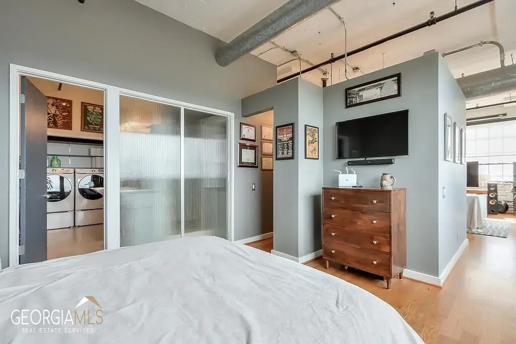 Building Photo - 426 Marietta St NW