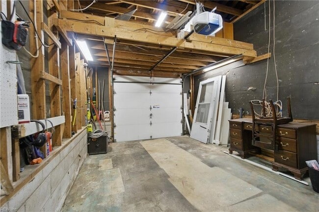 Building Photo - 4105 Clintwood Ln