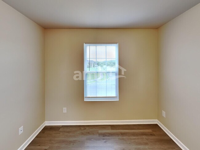 Building Photo - 1040 Fulman Rd