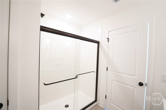 Building Photo - 108 Kingswood Cir