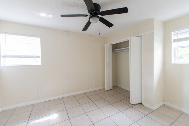 Building Photo - 1414 San Juan Ct