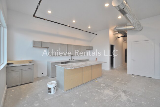 Building Photo - Westfield Lofts - Bay 1