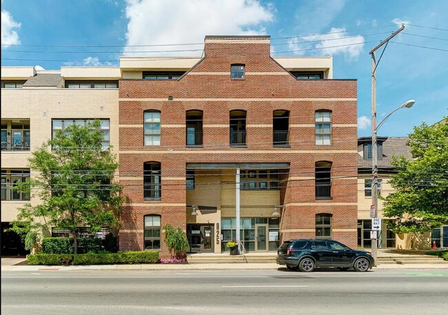 Primary Photo - 825 N 4th St