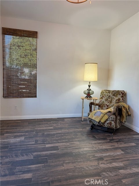 Building Photo - 422 W Rte 66