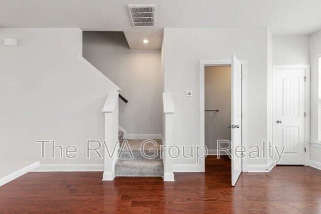 Building Photo - 6448 Cassia Loop