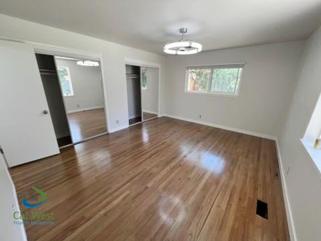Building Photo - 1436 Cherrydale Dr