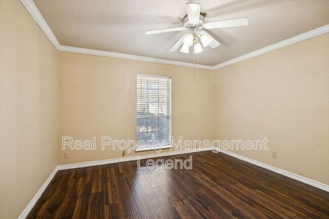 Building Photo - 1312 Goodwin Dr