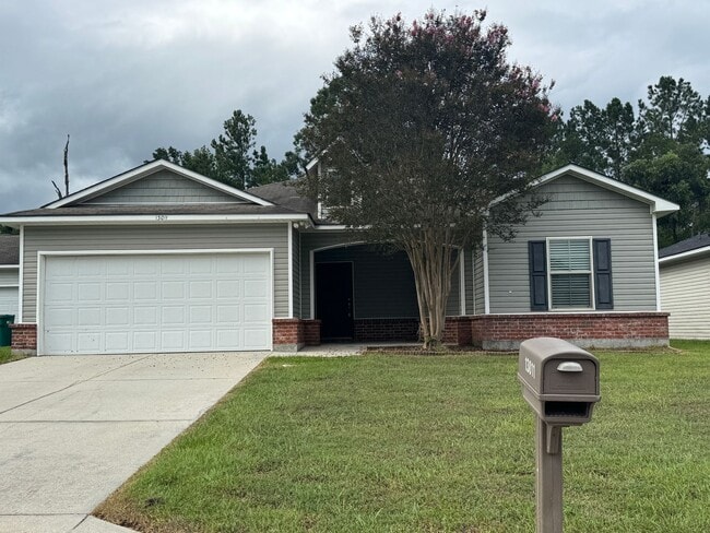 Primary Photo - Beautiful Home for Lease in Denham Springs...