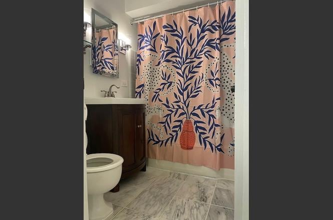 Building Photo - 700 W Bittersweet Pl