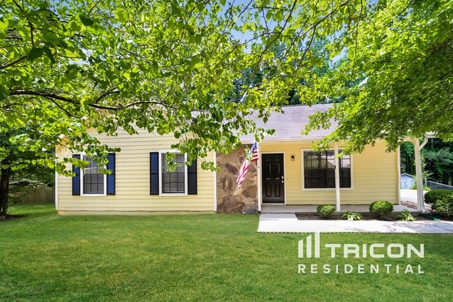 Primary Photo - 3011 Eastland Way
