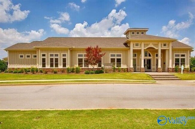 Building Photo - 120 Delilah Ln