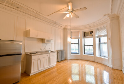 Building Photo - 35 Westland Ave