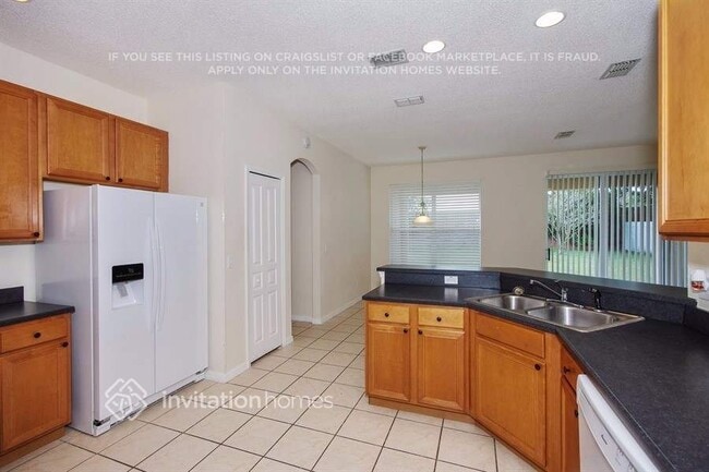 Building Photo - 6544 Bayboro Ct