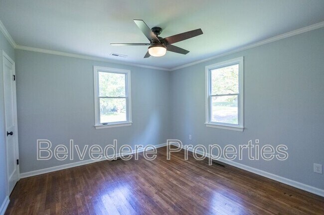 Building Photo - 1109 Cleburne St