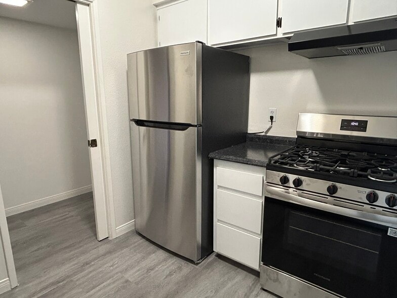 Building Photo - 2409 W 227th