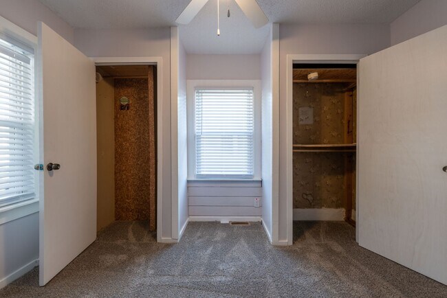 Building Photo - Available May 15!