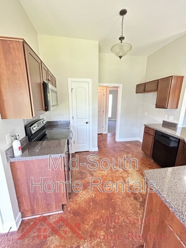 Building Photo - 8894 Smith Ranch Dr