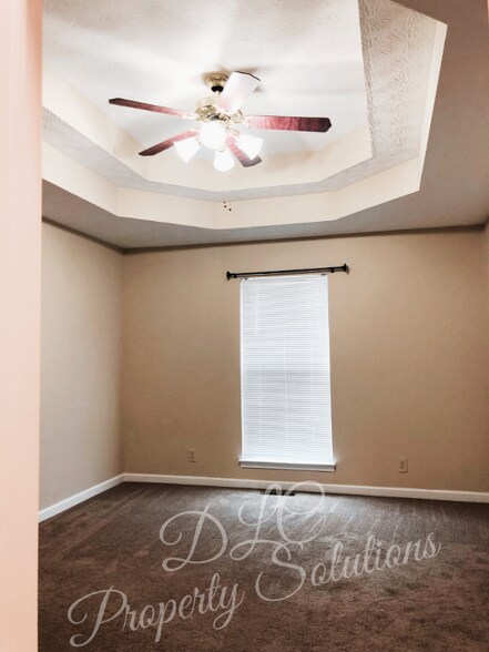 Building Photo - 254 Elder Dr