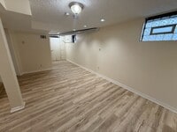 Building Photo - 1013 Celina Ave
